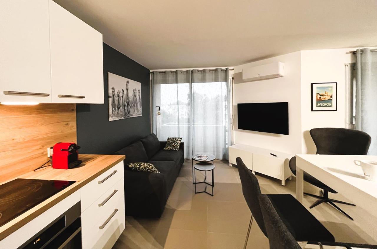 Confortable Appartement Pres D'Avignon 勒蓬泰 外观 照片